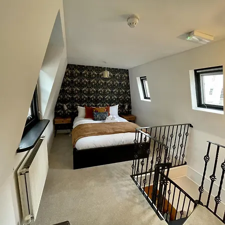 Cosy Oasis In The Heart Of Clifton Village Apartment Bristol