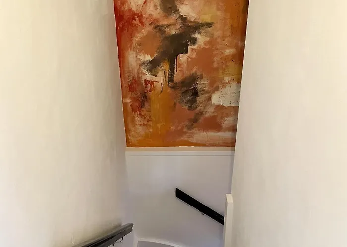 Apartment Cosy Oasis In The Heart Of Clifton Village *