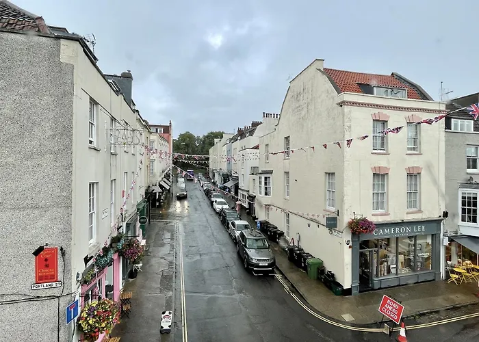 Apartment Cosy Oasis In The Heart Of Clifton Village *