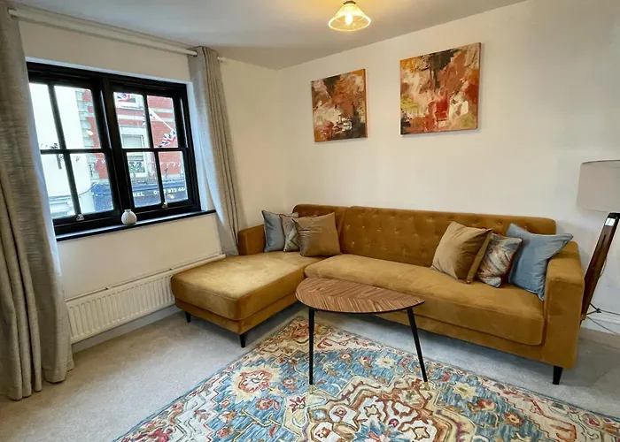 Cosy Oasis In The Heart Of Clifton Village